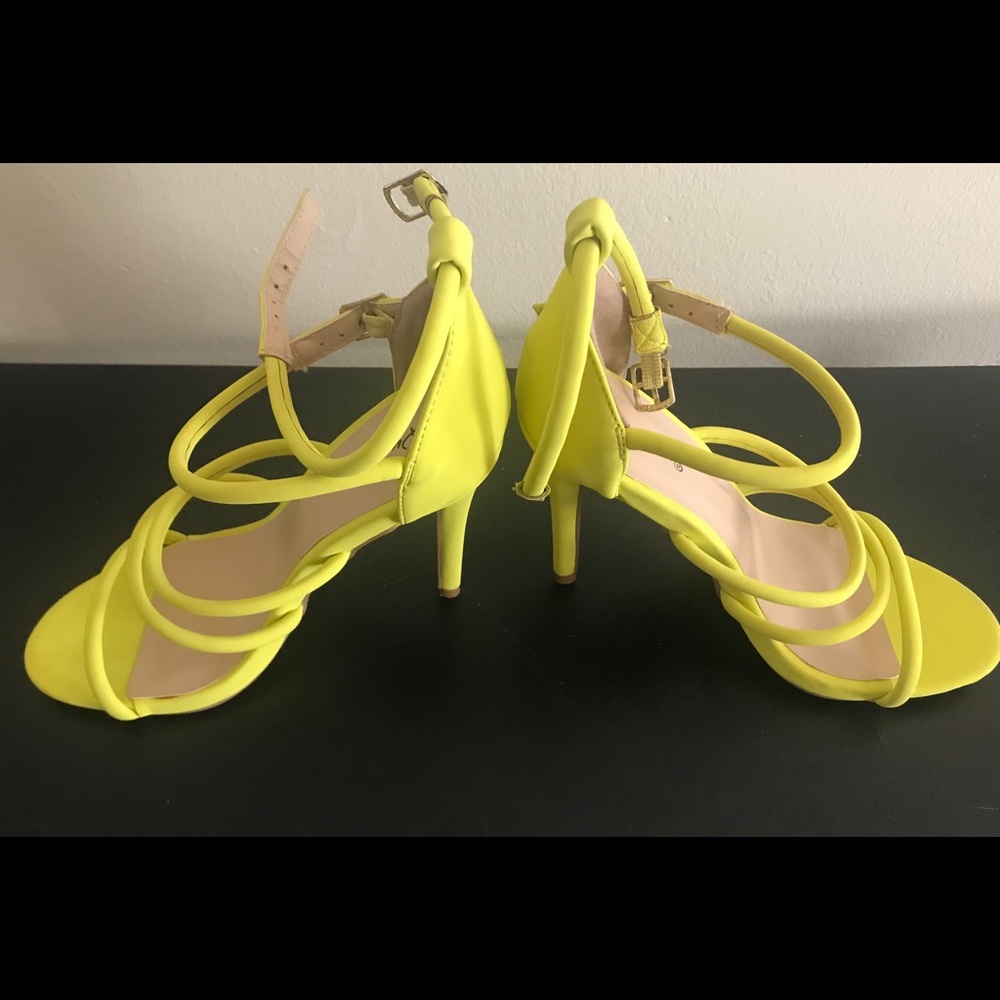 Sandal heels